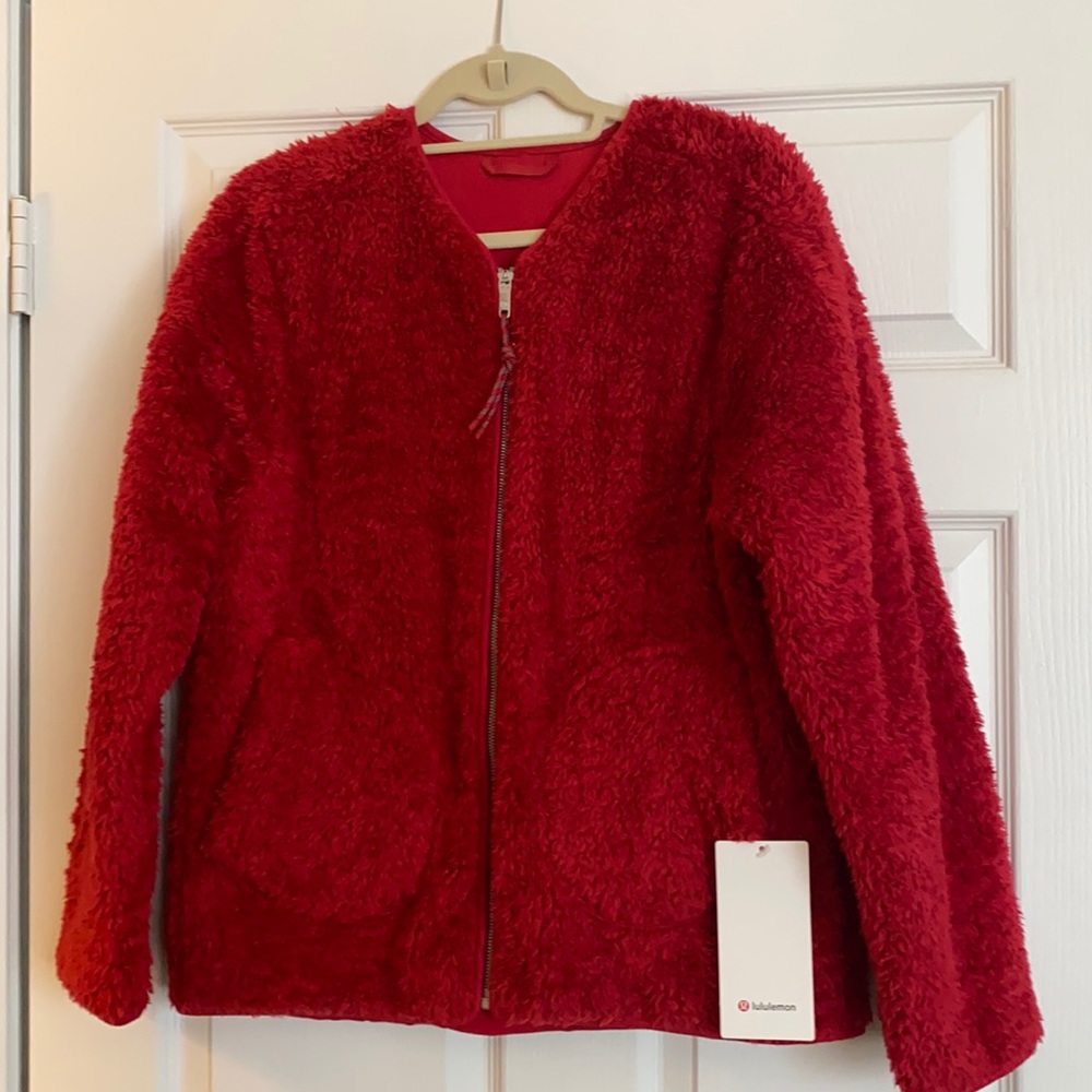 Lululemon oh so Sherpa NWT